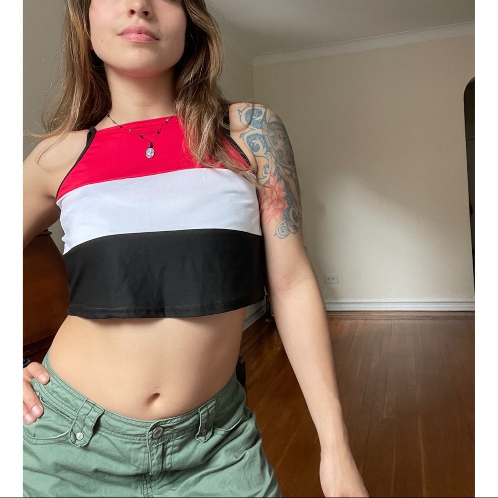 “TRUE ROCK” RED WHITE & BLACK | CROP TANK TOP